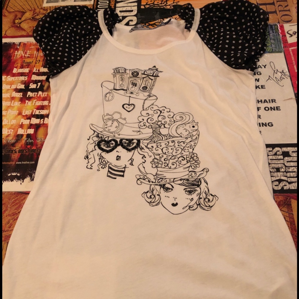 Forever 21 Large Cute puffy sleeve top